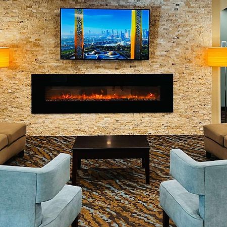 Sleep Inn & Suites Lake Delton Екстериор снимка