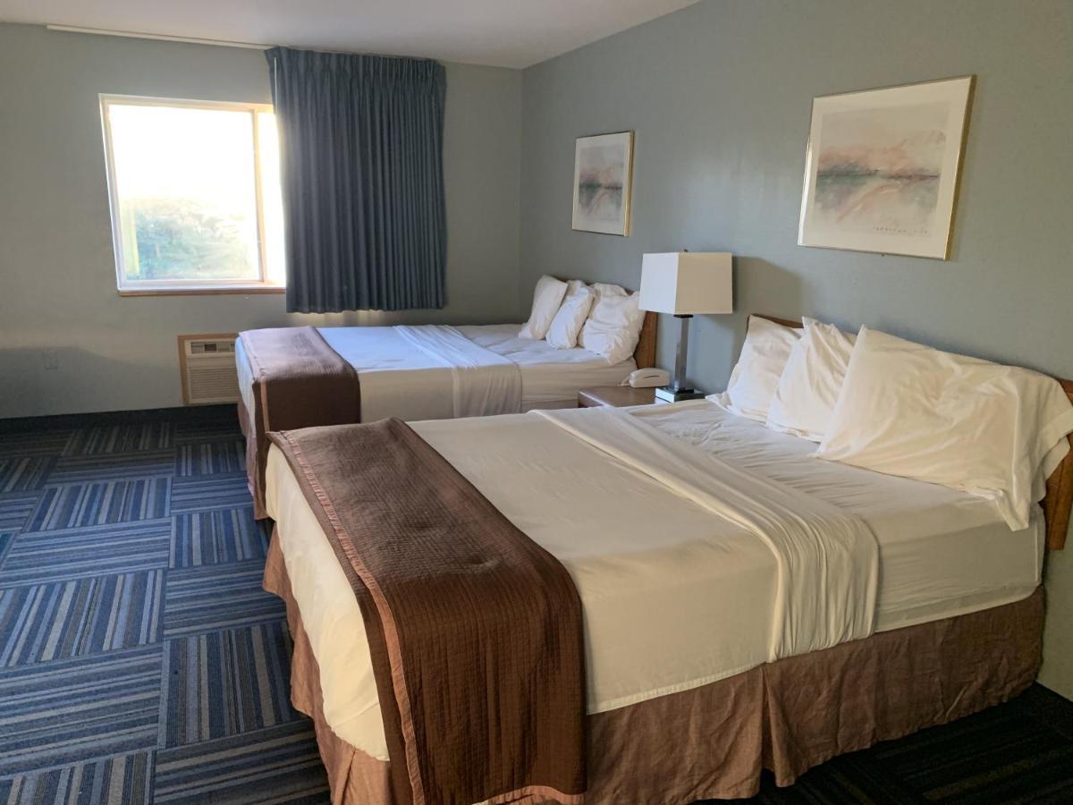 Sleep Inn & Suites Lake Delton Екстериор снимка