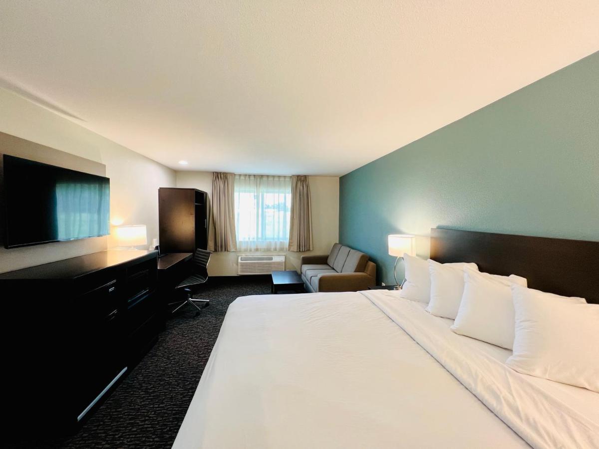 Sleep Inn & Suites Lake Delton Екстериор снимка