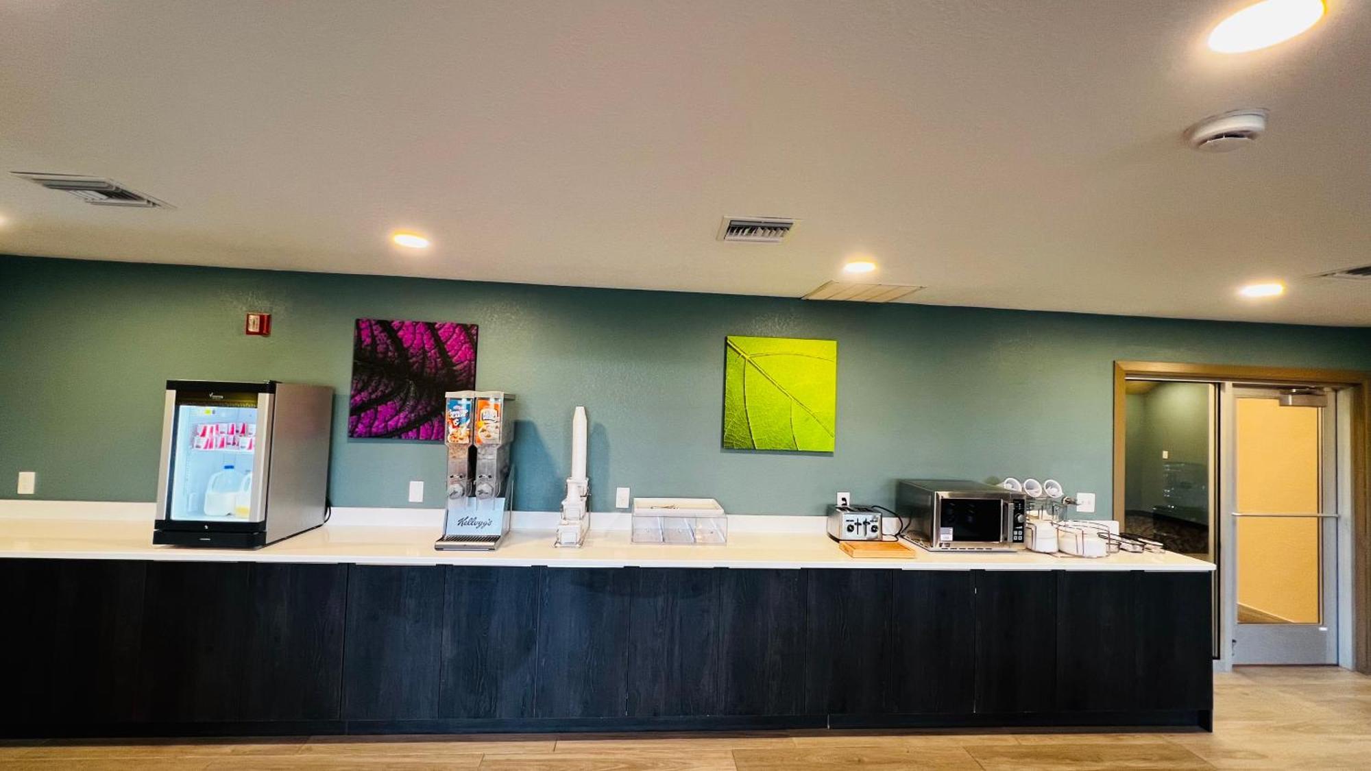 Sleep Inn & Suites Lake Delton Екстериор снимка