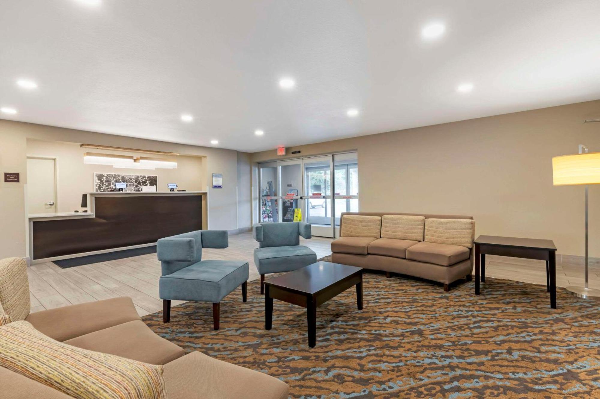 Sleep Inn & Suites Lake Delton Екстериор снимка