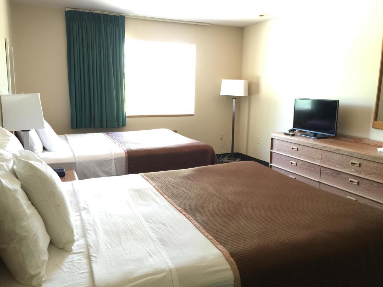 Sleep Inn & Suites Lake Delton Екстериор снимка