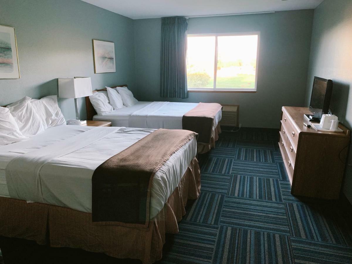 Sleep Inn & Suites Lake Delton Екстериор снимка
